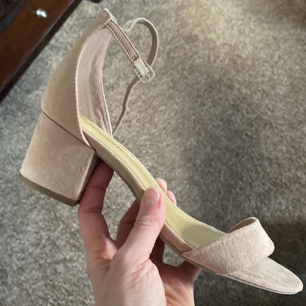Madden Isabel Color BLUSH Women's Shoe Chunky Heel Size 7.